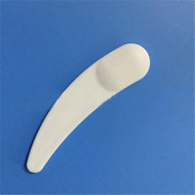 50pcs Mini Cosmetic Spatula Scoop Disposable Mask White Plastic Spoon Makeup Maquillage Tools UBY
