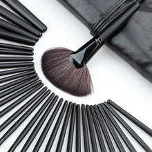 MAANGE Professional 32pcss Cosmetic Facial Make up Brush Kit Wool Makeup Brushes Tools Set with Black Leather Case S1 UBY