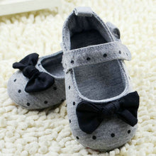 Cute Baby Girls Slip-On Cotton Cloth Prewalker Gray Polka Dot Crib Shoes UBY