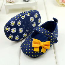 Cute Spring Autumn Baby Girl Shoes Sweet Dot Butterfly Toddlers Baby Girls First Walkers UBY